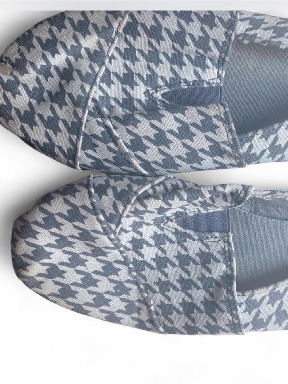Houndstooth Slip-On Women's Shoes in Gray